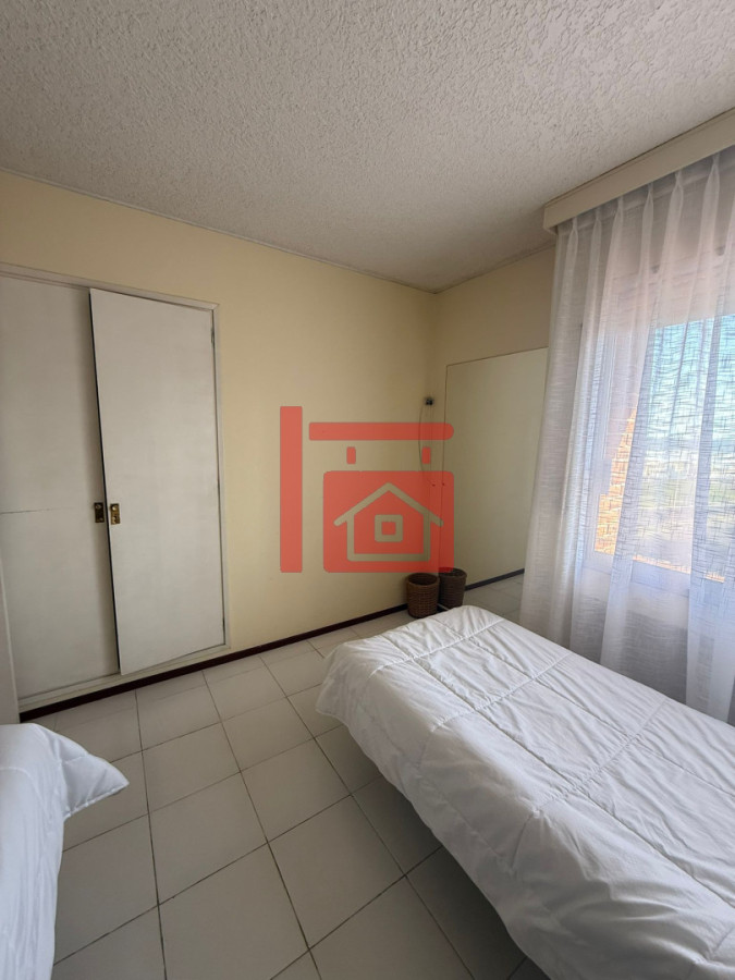 Apartamento ID.24 - ImperdibleApartamento de 3 dormitorios en Espigón Playa