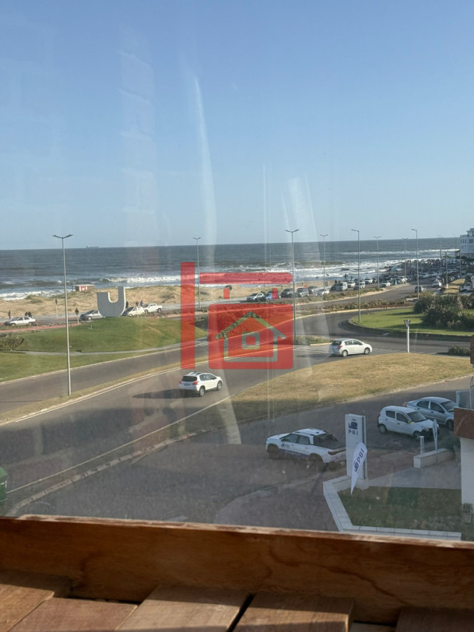 Apartamento ID.24 - ImperdibleApartamento de 3 dormitorios en Espigón Playa