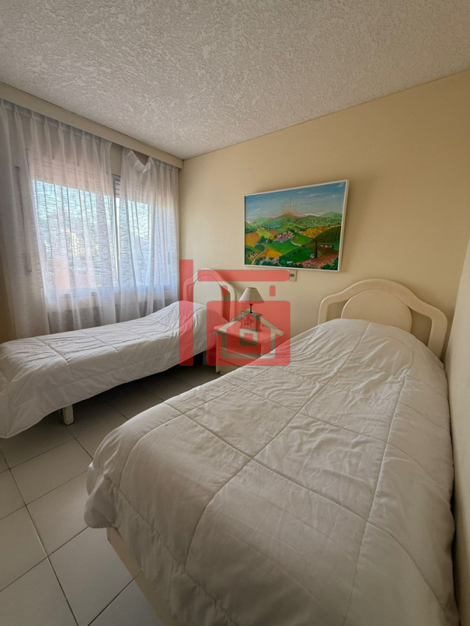 Apartamento ID.24 - ImperdibleApartamento de 3 dormitorios en Espigón Playa