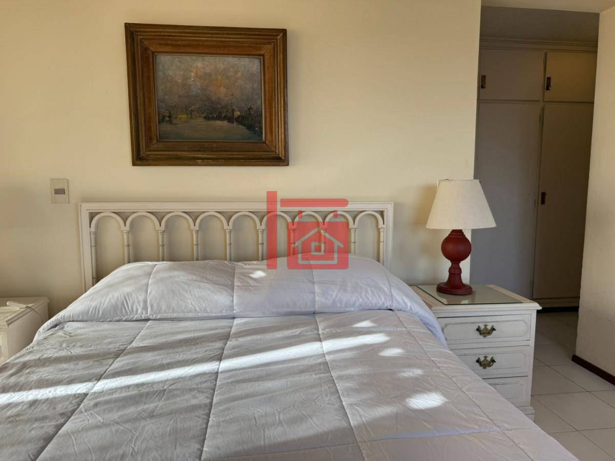 Apartamento ID.24 - ImperdibleApartamento de 3 dormitorios en Espigón Playa