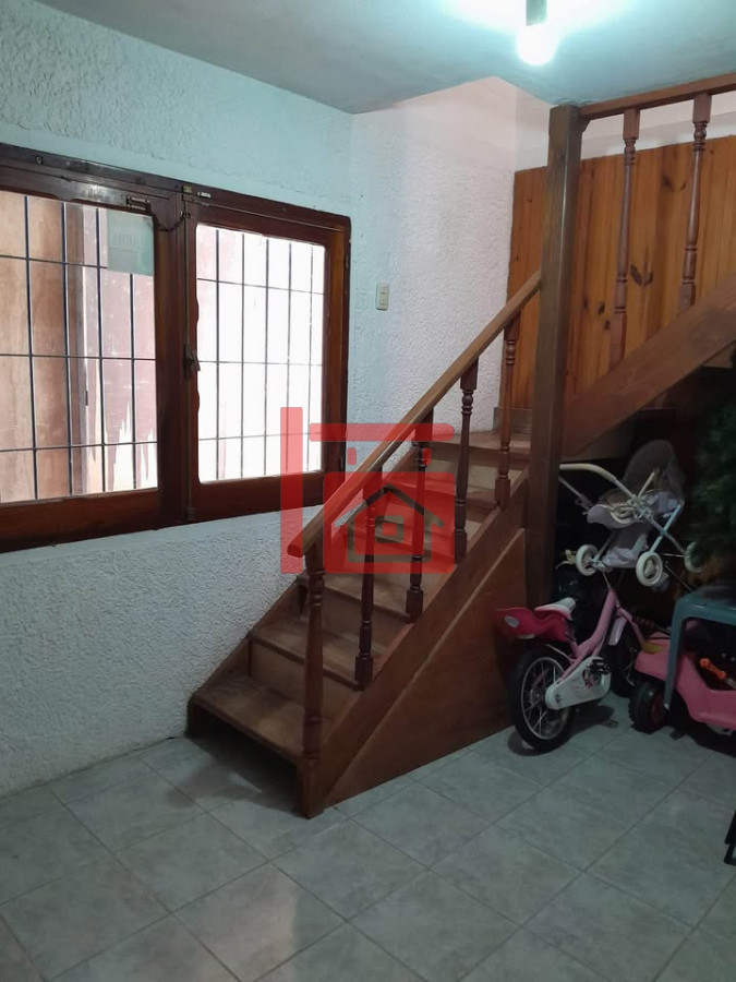 Casa ID.7 - Casa a la venta en Maldonado + Apto 2 dorm. + Taller.