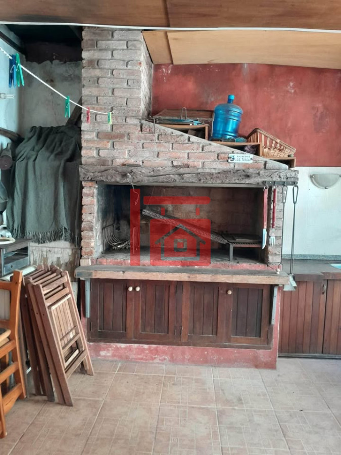 Casa ID.7 - Casa a la venta en Maldonado + Apto 2 dorm. + Taller.