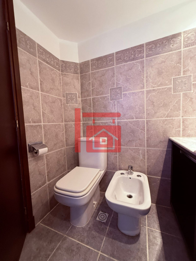 Casa ID.40 - Casa en Barrio Cantegril, Punta del Este