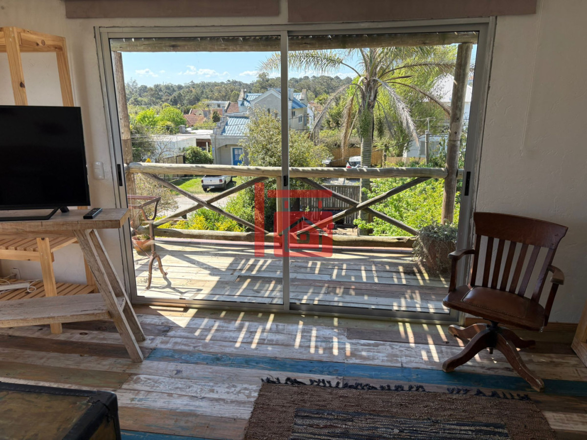 Casa ID.143 - Casa de dos dormitorios en La Barra, a 300m de La Posta