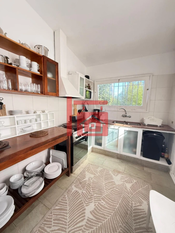 Casa ID.364 - Se alquila anual , hermosa casa en San Rafael 