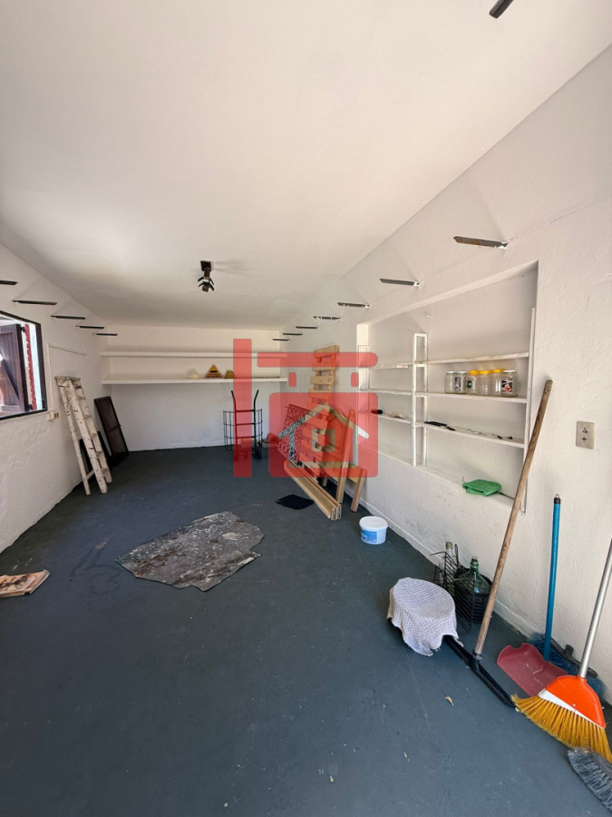 Casa ID.40 - Casa en Barrio Cantegril, Punta del Este