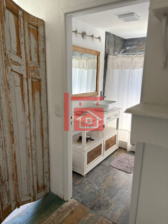 Casa ID.143 - Casa de dos dormitorios en La Barra, a 300m de La Posta