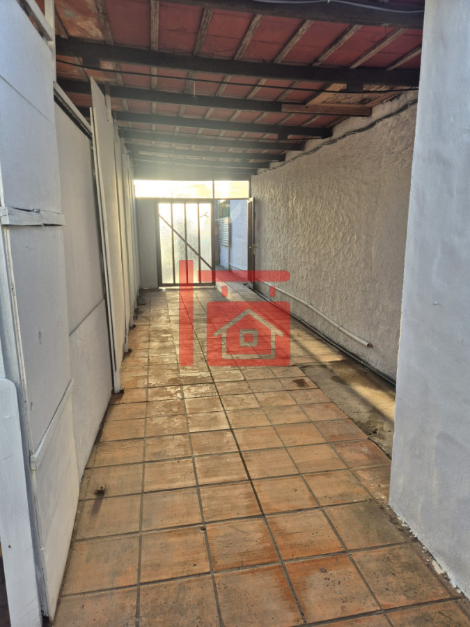 Casa ID.351 - Se alquila galpon de 90 mts2 