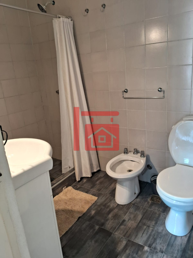 Casa ID.216 - Se alquila anual en San Rafael 