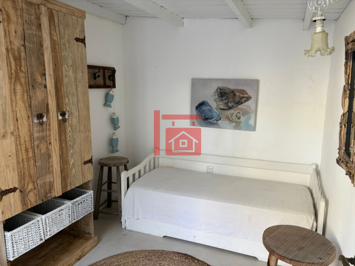 Casa ID.143 - Casa de dos dormitorios en La Barra, a 300m de La Posta