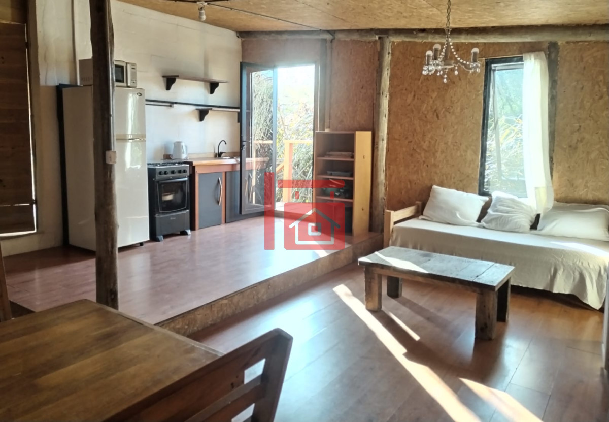 Casa ID.227 - Casa en alquiler anual de 1 dormitorio 