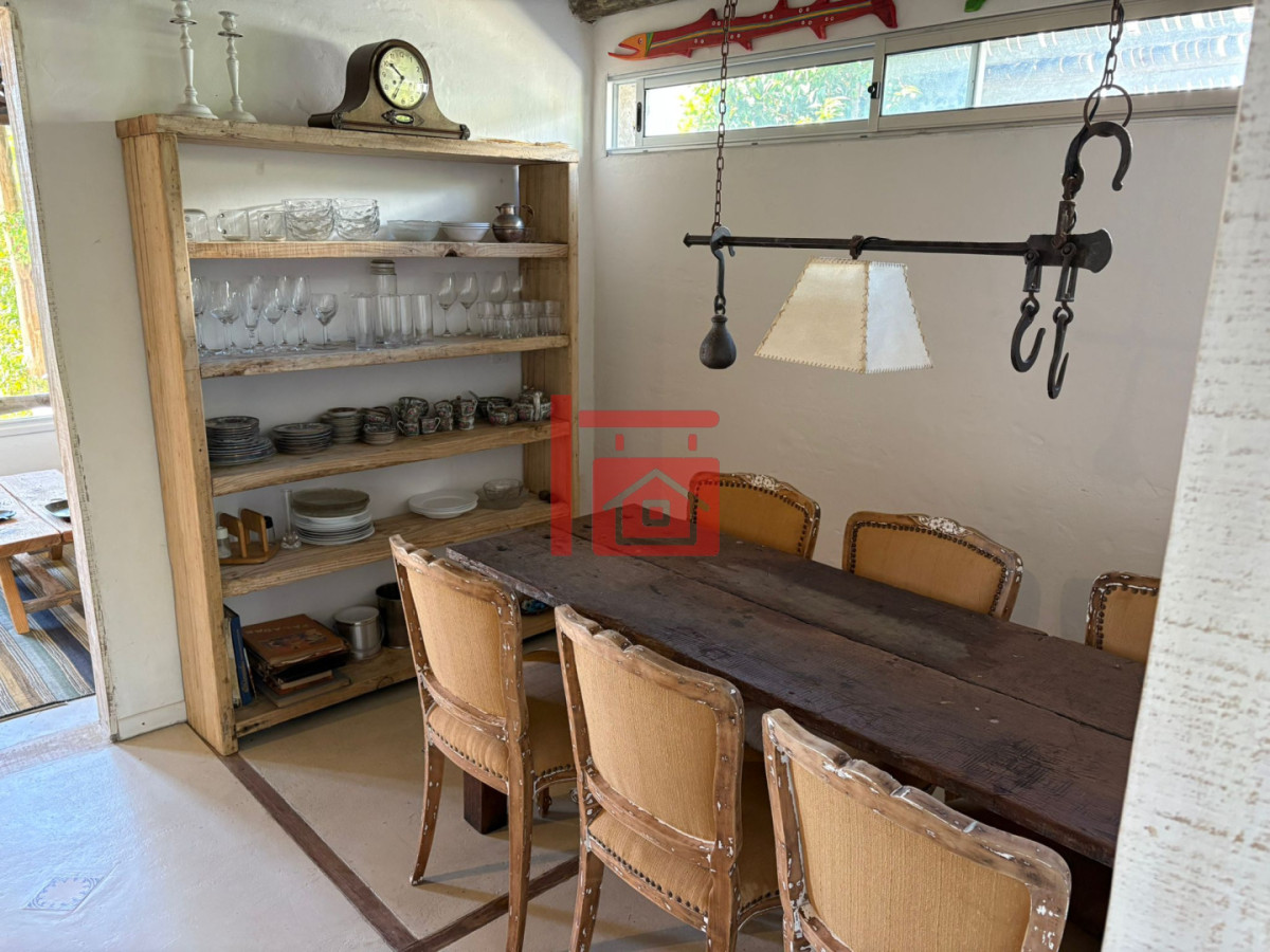 Casa ID.143 - Casa de dos dormitorios en La Barra, a 300m de La Posta