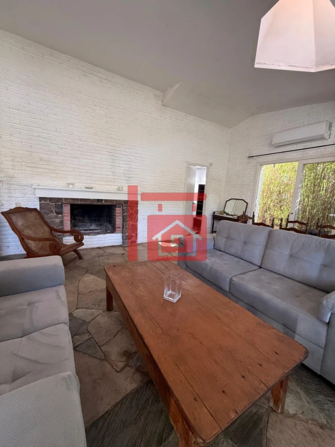 Casa ID.364 - Se alquila anual , hermosa casa en San Rafael 