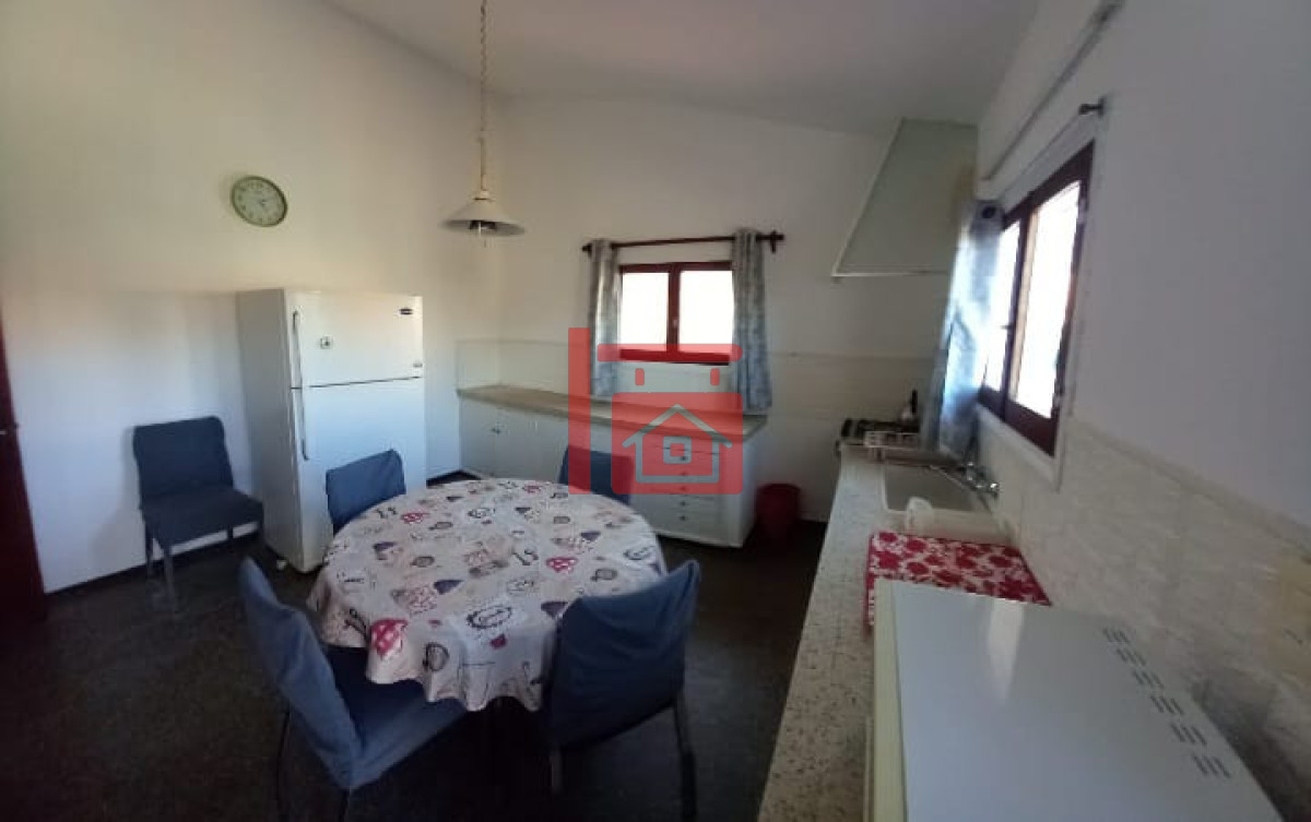 Casa ID.219 - Se alquila anual . Casa en barrio Ipora Maldonado 