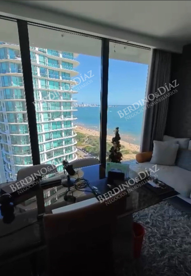 Apartamento ID.2991 - Venetian en venta, 4 suites frente al mar