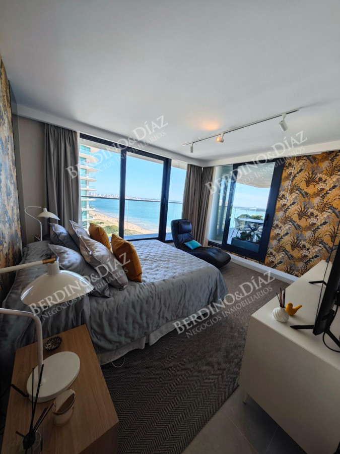 Apartamento ID.2991 - Venetian en venta, 4 suites frente al mar