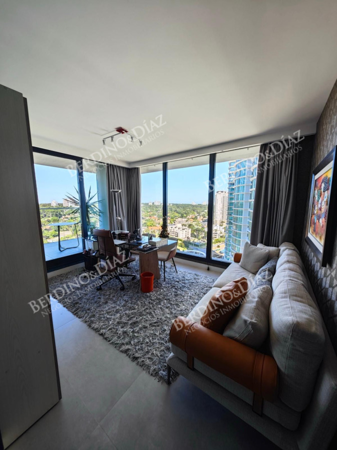 Apartamento ID.2991 - Venetian en venta, 4 suites frente al mar