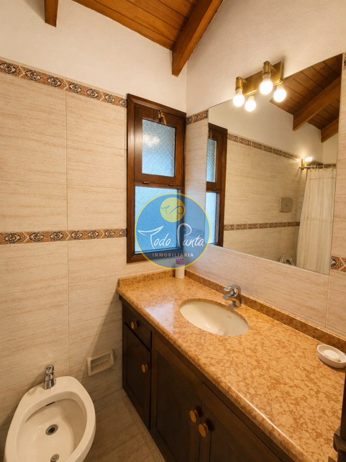Miniatura de Casa de 4 dormitorios en Pinares, Punta del Este | Todo Punta