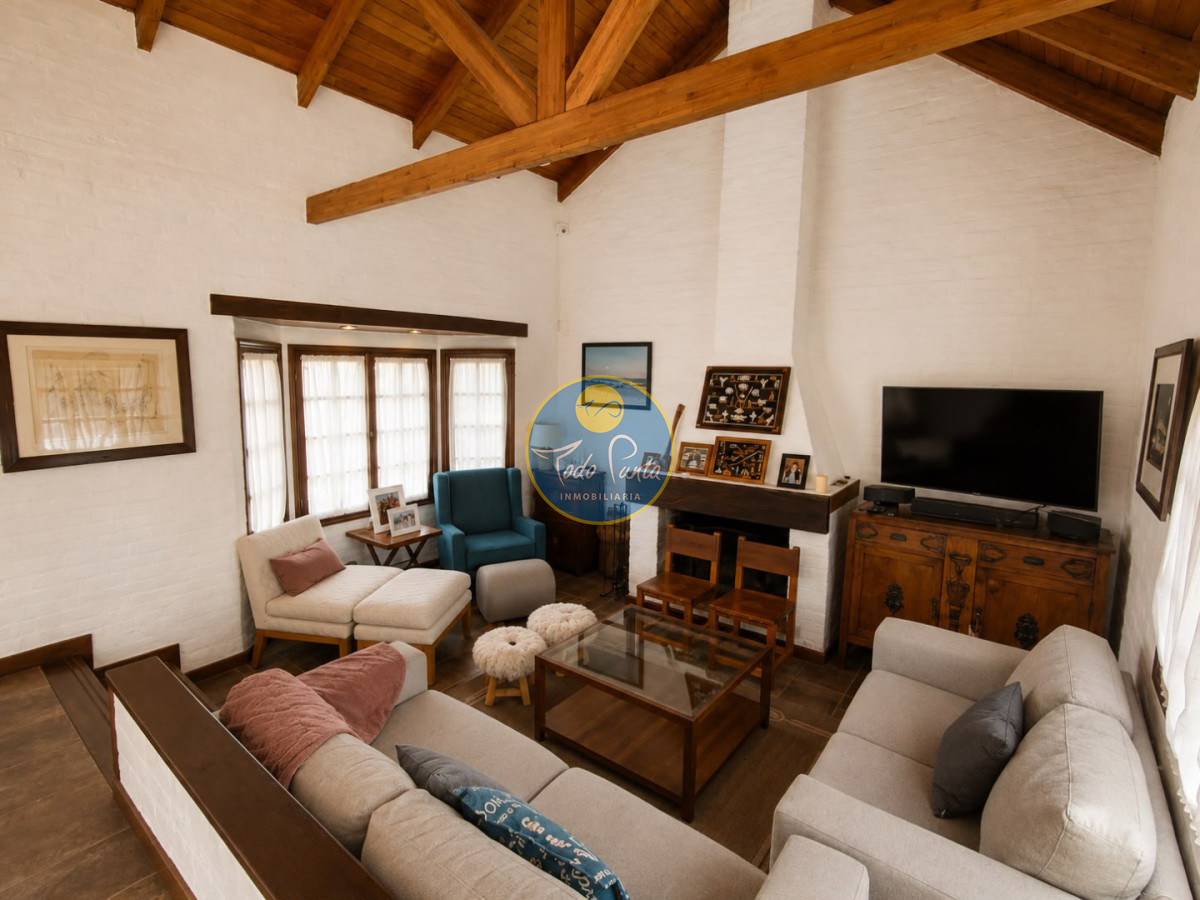 Miniatura de Casa de 4 dormitorios en Pinares, Punta del Este | Todo Punta