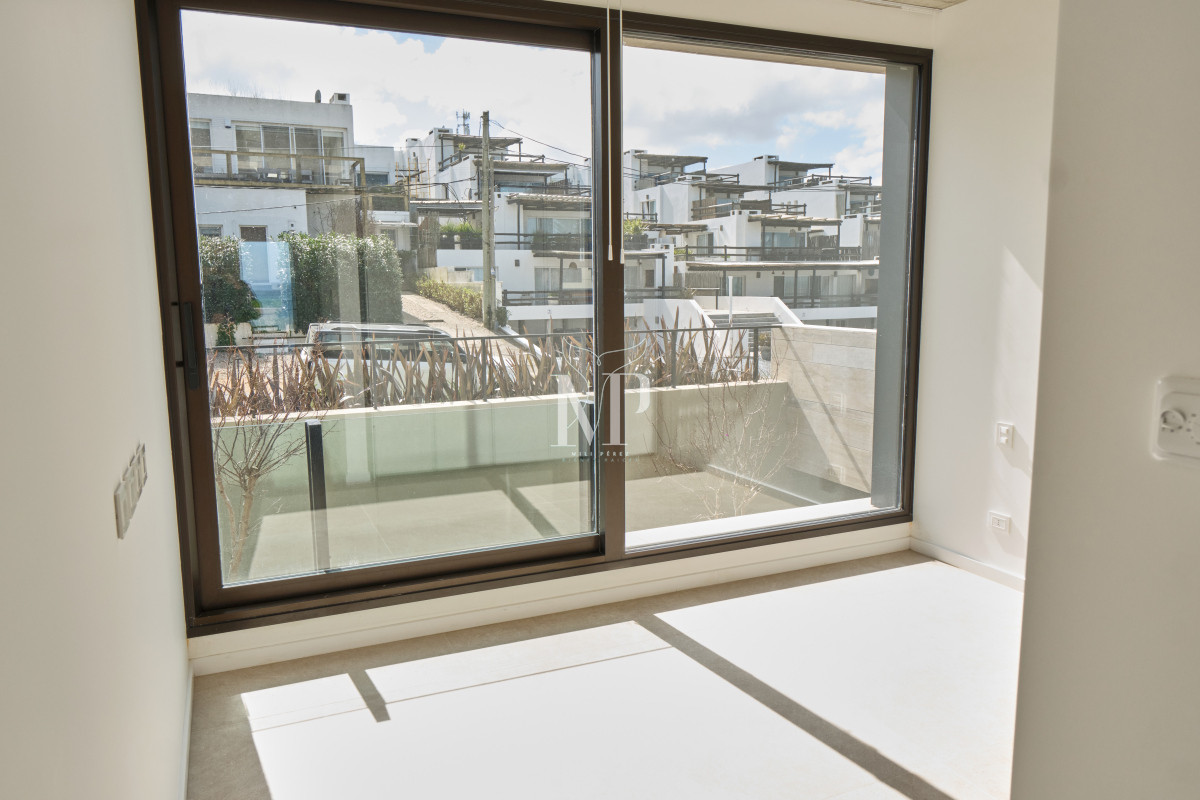 Apartamento ID.2 - Arte Barra, apartamento en primera línea de 3 dormitorios y servicio