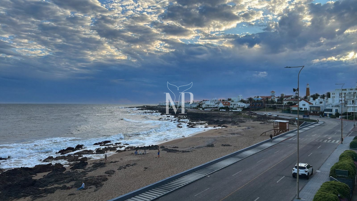 Apartamento ID.155 - Espectacular apartamento en venta, 3 suites