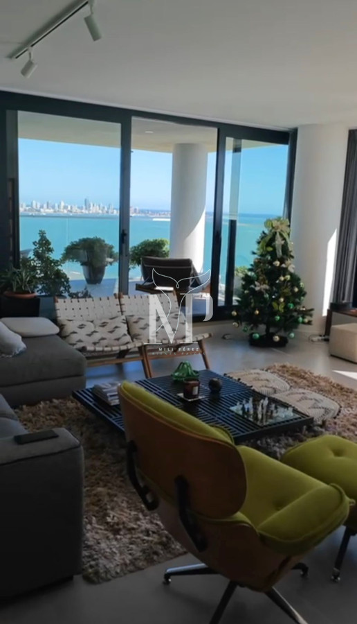 Apartamento ID.11 - Venetian en venta, 4 suites frente al mar