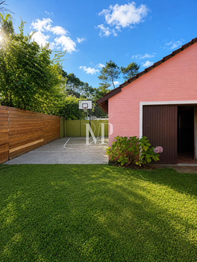 Casa ID.266 - Hermosa casa en venta, pinares cerca de todo!