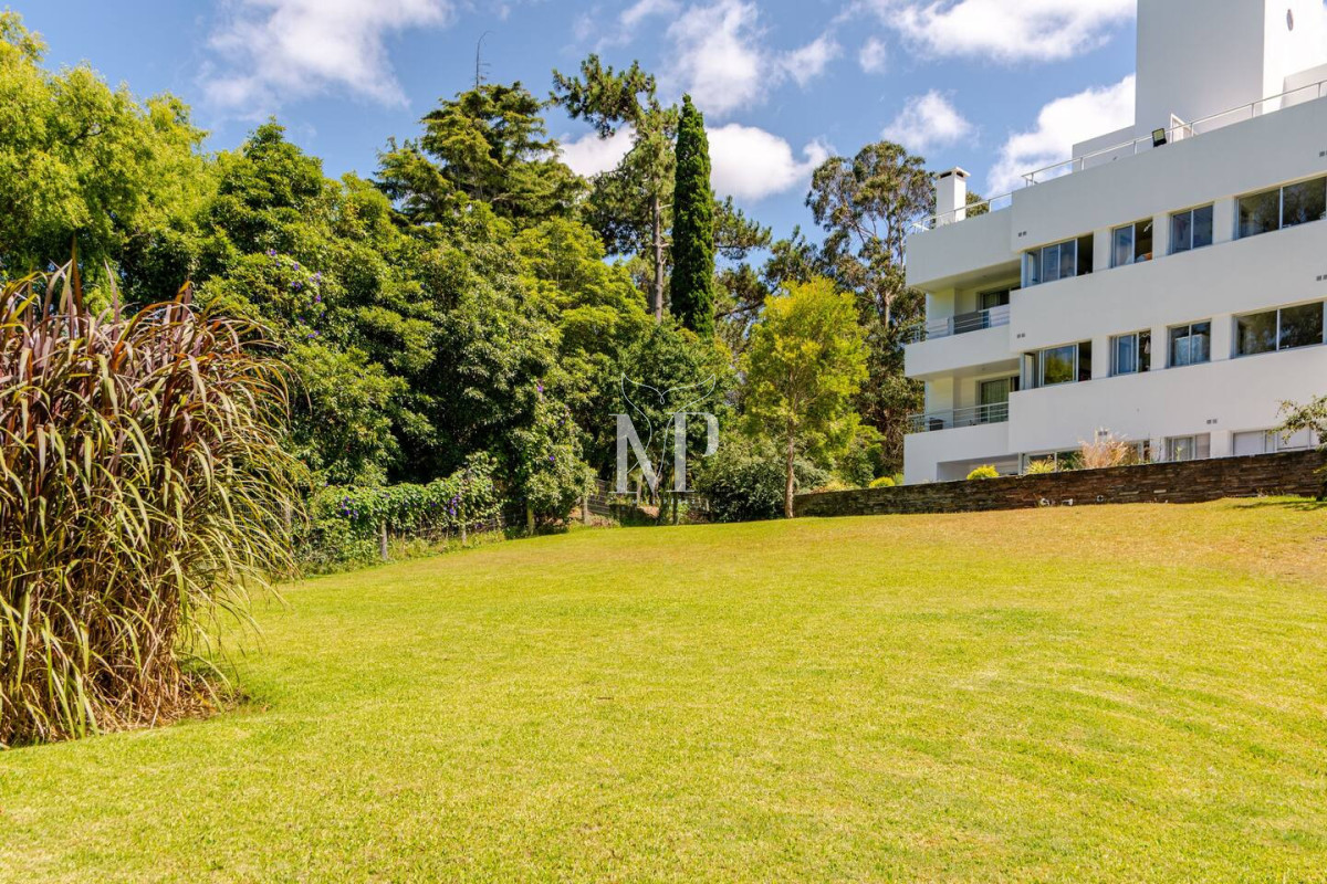 Apartamento ID.200 - Apartamento en Altos del golf, 3 dormitorios en venta!!!