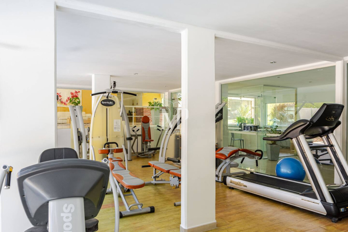 Apartamento ID.200 - Apartamento en Altos del golf, 3 dormitorios en venta!!!