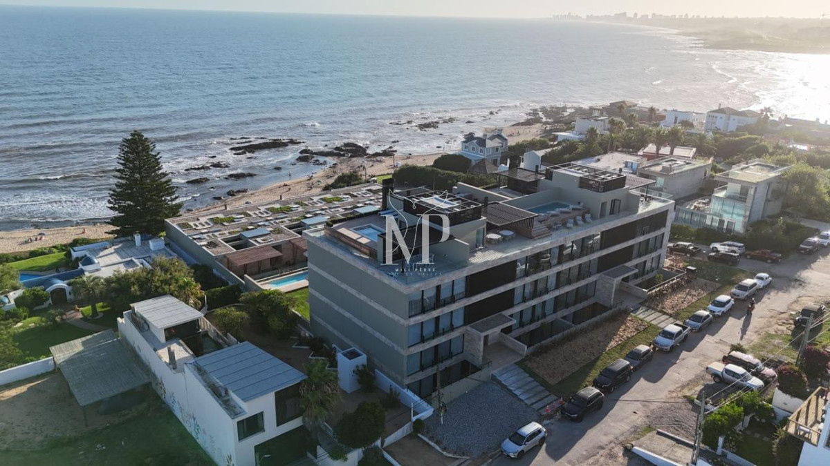 Apartamento ID.2 - Arte Barra, apartamento en primera línea de 3 dormitorios y servicio