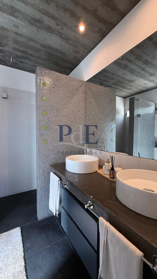 Casa Moderna con Piscina, 4 dorm 4 baños. Punta del Este - Imagen 21