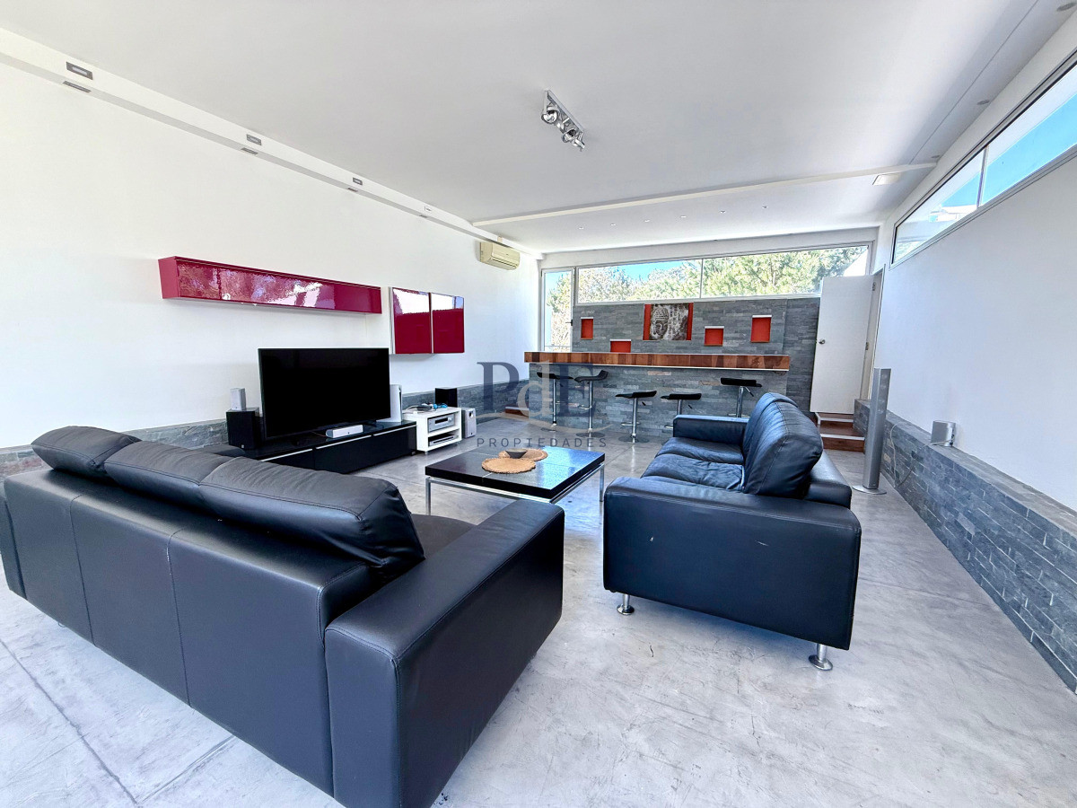 Casa Moderna con Piscina, 4 dorm 4 baños. Punta del Este - Imagen 19