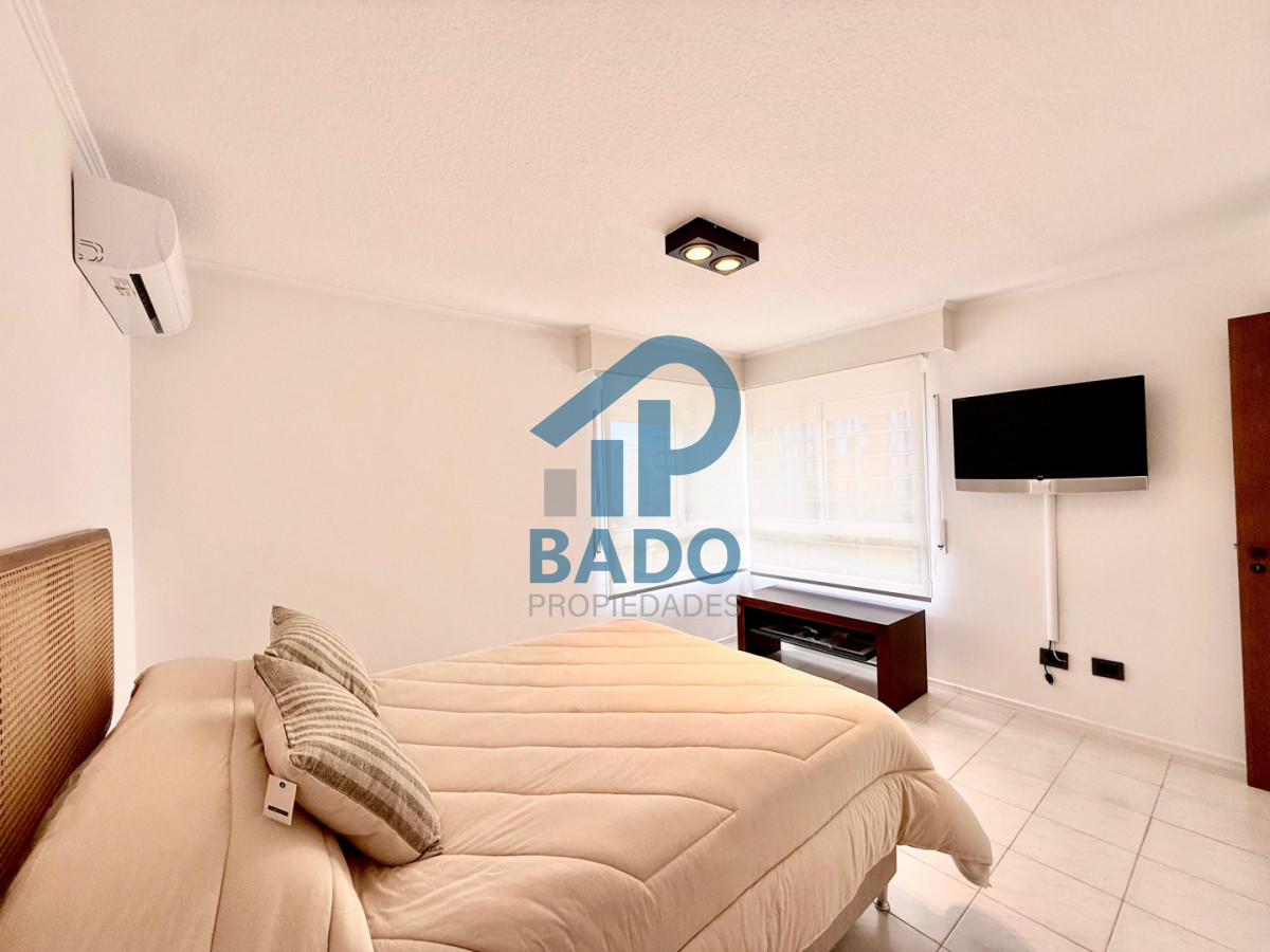 Apartamento ID.111 - Apartamento en Venta Punta del Este  Long Beach 2 dormitorios y medio a 300 mt del mar