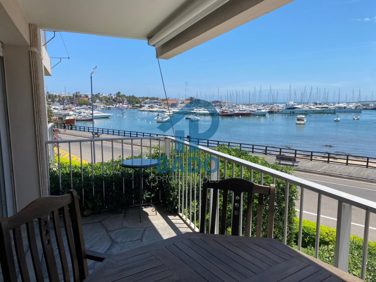 Apartamento ID.119 - Apartamento 4 dormitorios en Península - Primera Línea Vista al Puerto