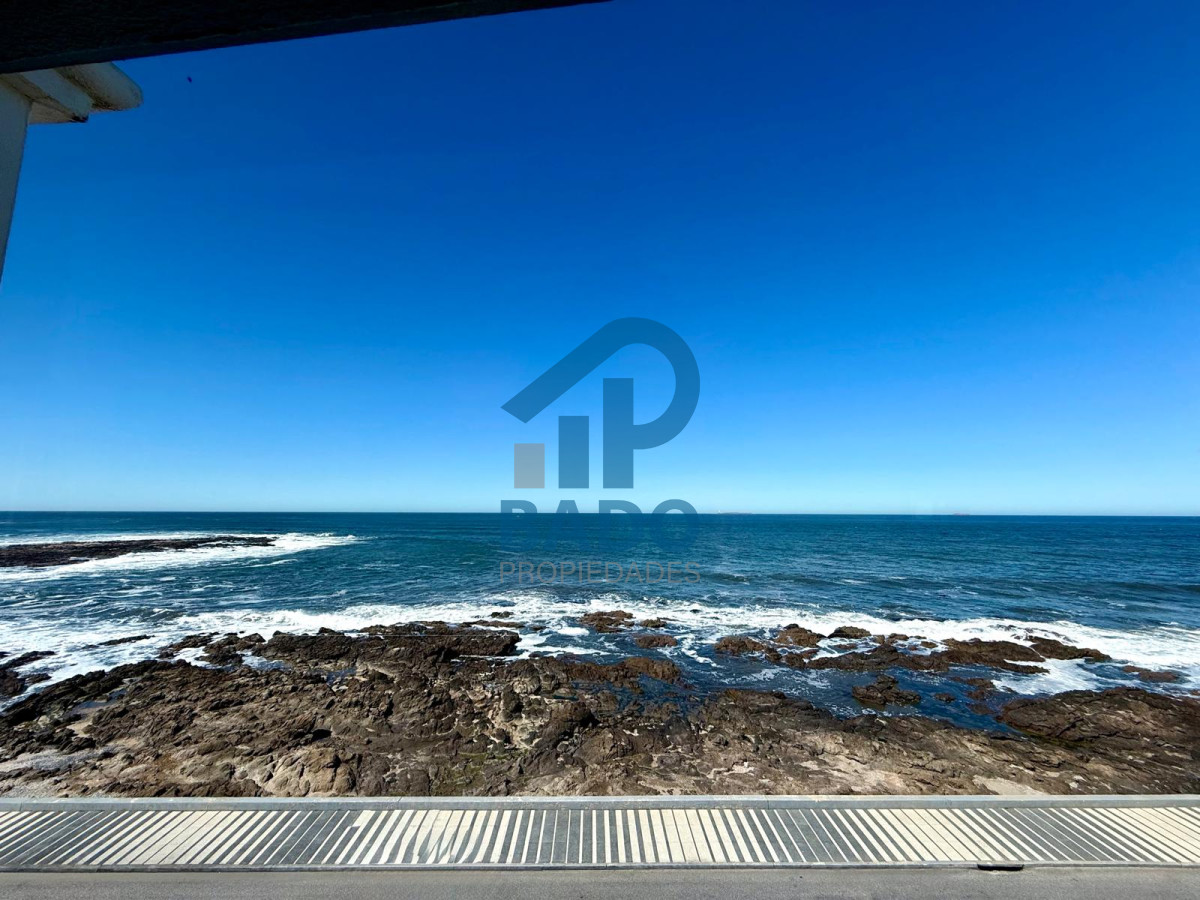 Apartamento ID.1 - Penthouse 3 dormitorios con barbacoa primera línea Brava