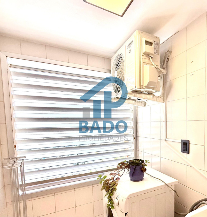 Apartamento ID.111 - Apartamento en Venta Punta del Este  Long Beach 2 dormitorios y medio a 300 mt del mar