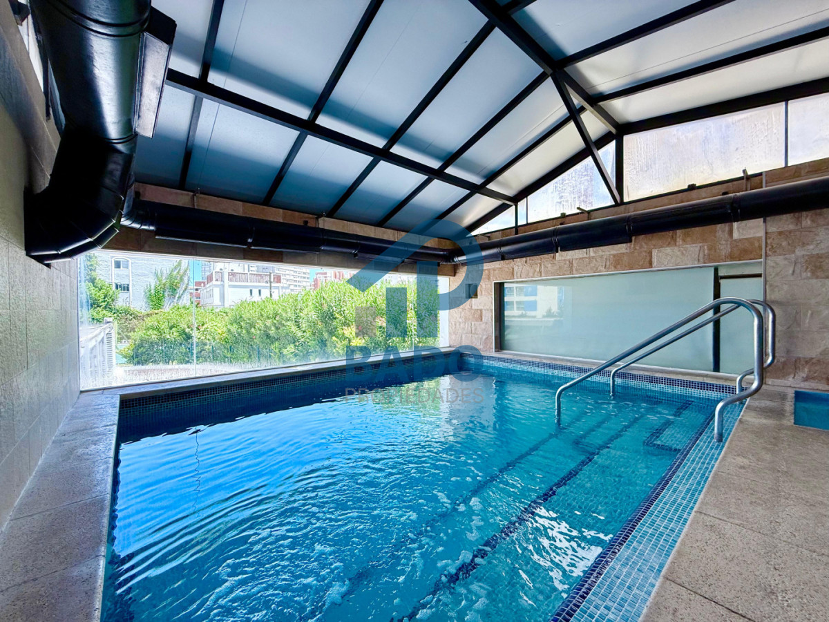 Apartamento ID.111 - Apartamento en Venta Punta del Este  Long Beach 2 dormitorios y medio a 300 mt del mar