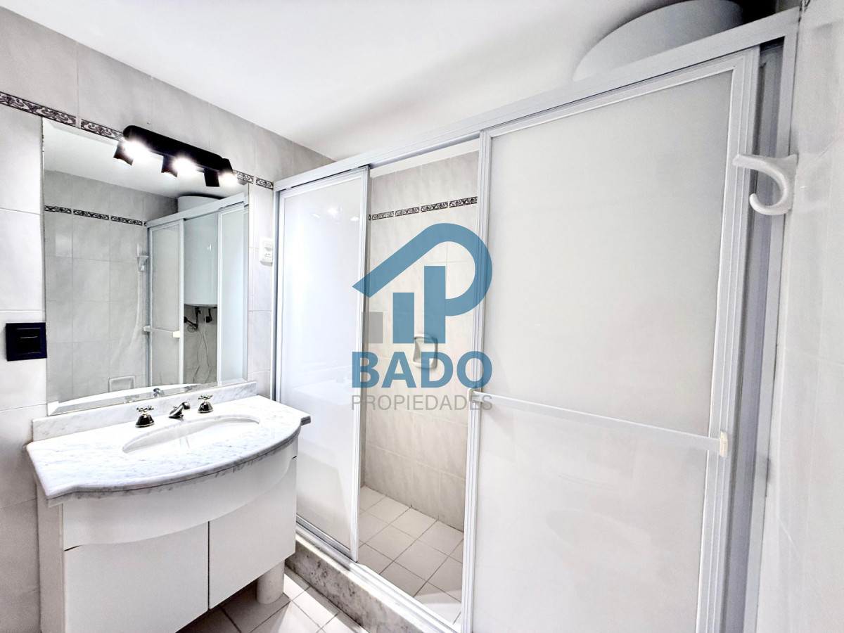 Apartamento ID.111 - Apartamento en Venta Punta del Este  Long Beach 2 dormitorios y medio a 300 mt del mar