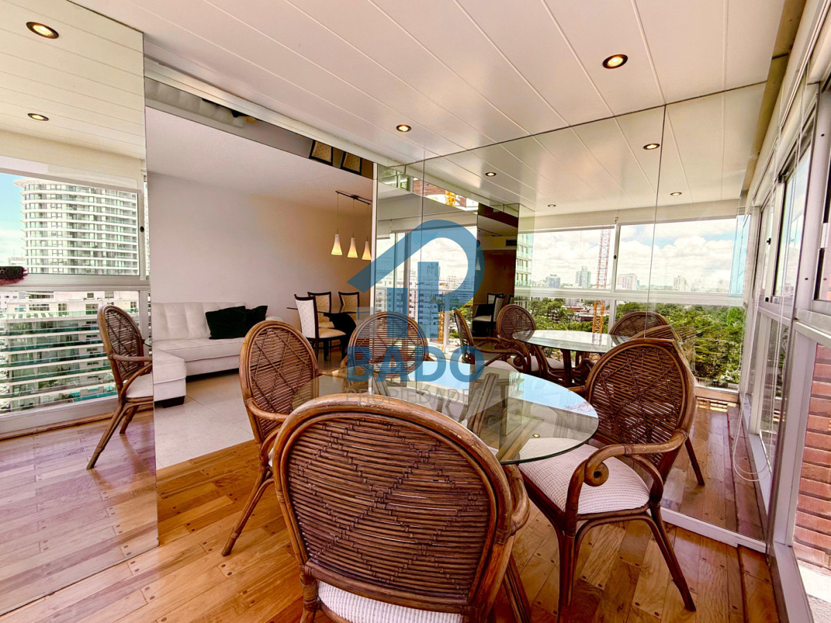 Apartamento ID.111 - Apartamento en Venta Punta del Este  Long Beach 2 dormitorios y medio a 300 mt del mar