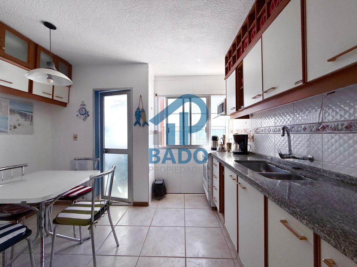 Apartamento ID.1 - Penthouse 3 dormitorios con barbacoa primera línea Brava