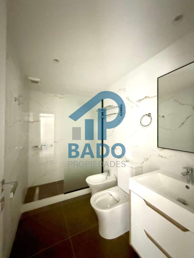 Apartamento ID.135 - TORRES DEL ESTE - VIVIR TODO EL AÑO O INVERTIR EN PUNTA
