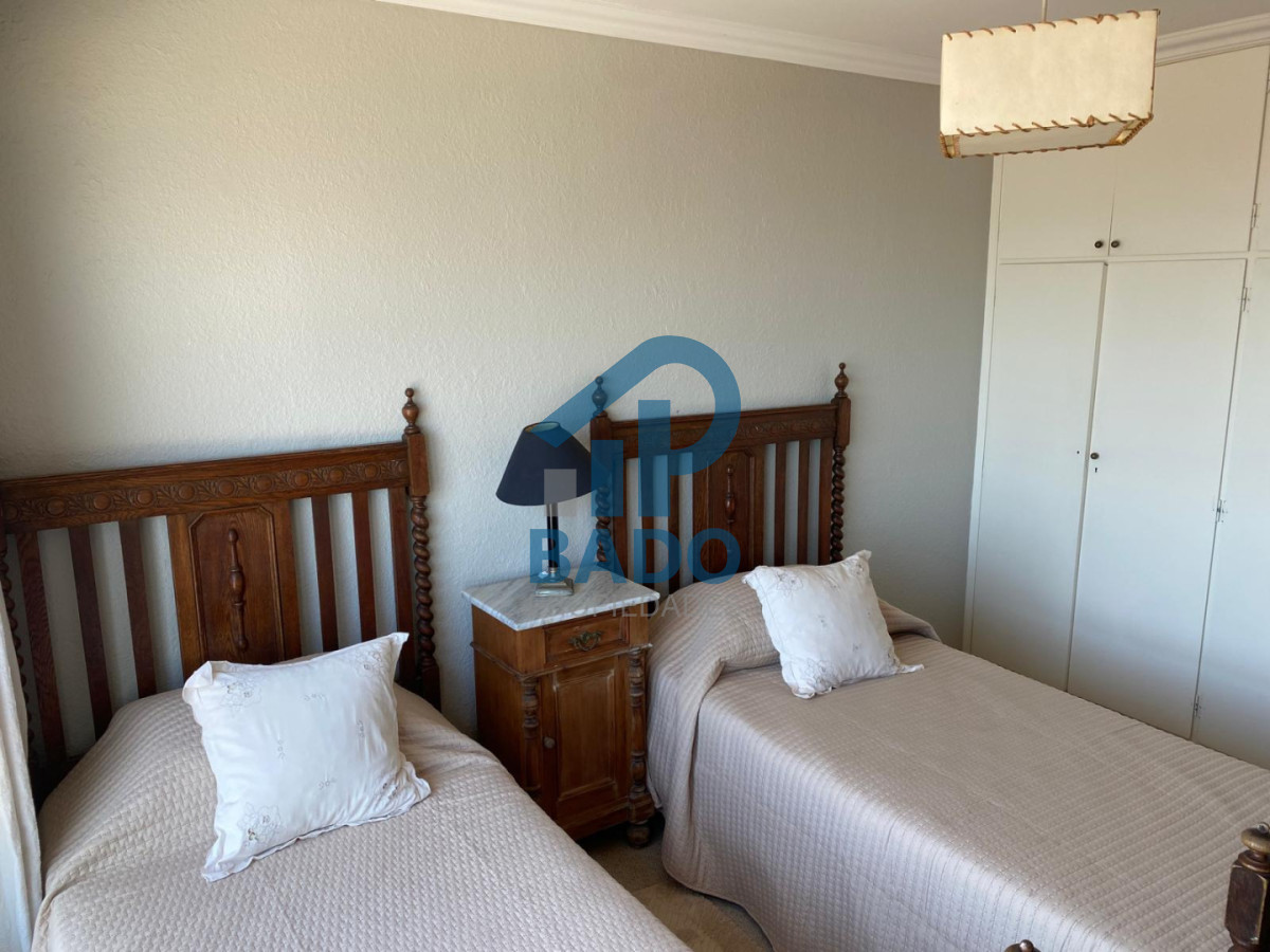 Apartamento ID.119 - Apartamento 4 dormitorios en Península - Primera Línea Vista al Puerto