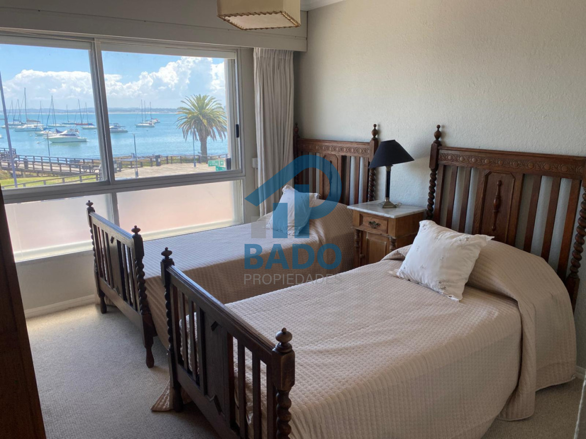 Apartamento ID.119 - Apartamento 4 dormitorios en Península - Primera Línea Vista al Puerto
