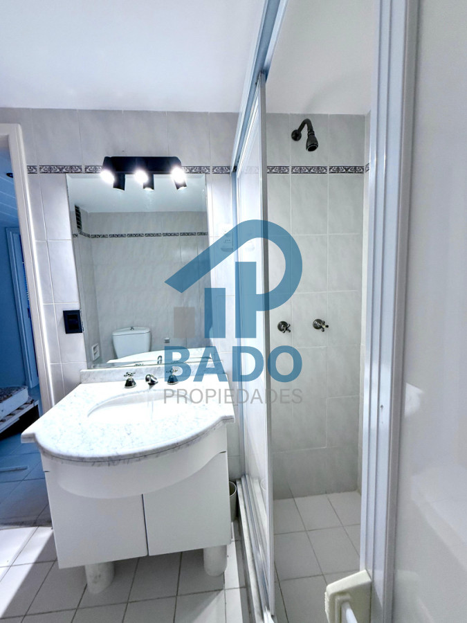Apartamento ID.111 - Apartamento en Venta Punta del Este  Long Beach 2 dormitorios y medio a 300 mt del mar