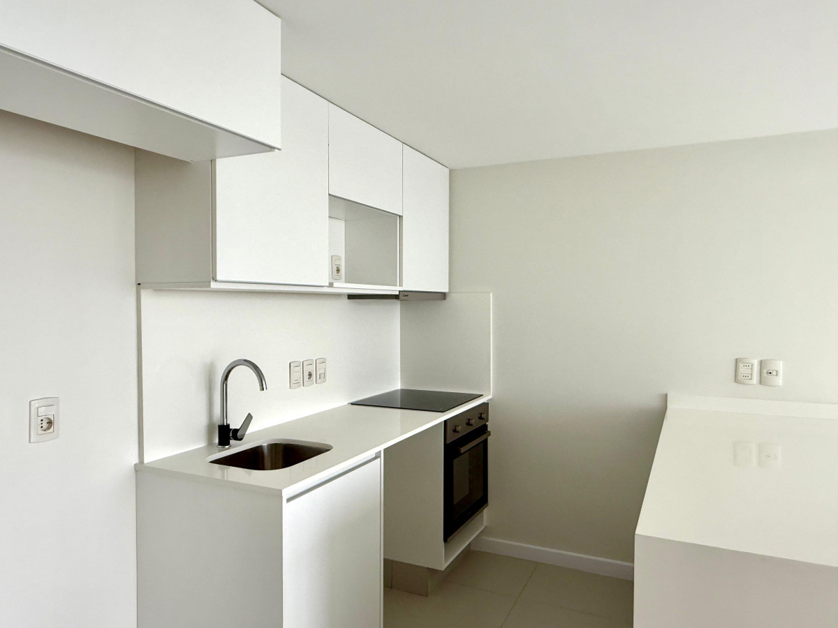 Apartamento 1 dormitorio en venta a 50 mt  Playa Mansa