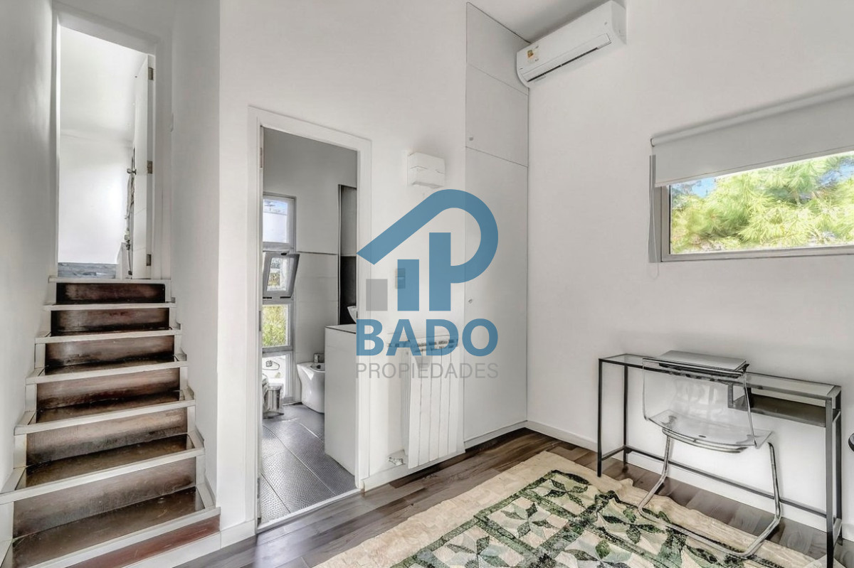 Casa ID.6 - CASA MODERNA CON PISCINA  5 DORM  EN SAN RAFAEL
