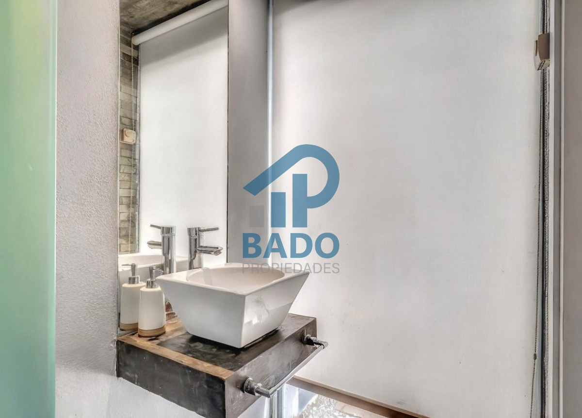 Casa ID.6 - CASA MODERNA CON PISCINA  5 DORM  EN SAN RAFAEL