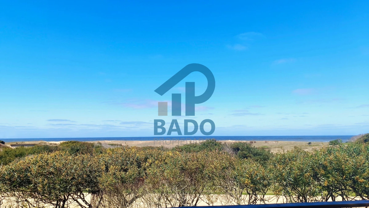 Casa ID.2 - Casa en Venta en Santa Mónica 