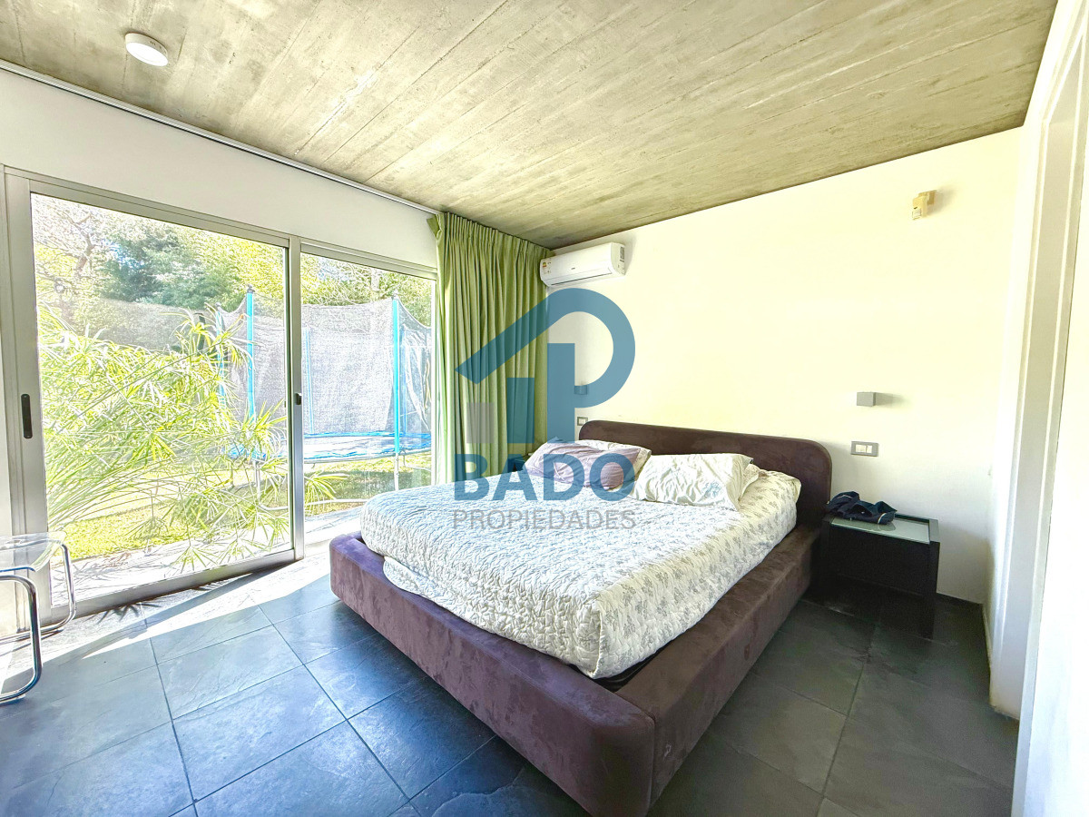 Casa ID.6 - CASA MODERNA CON PISCINA  4 DORM + DEP EN SAN RAFAEL