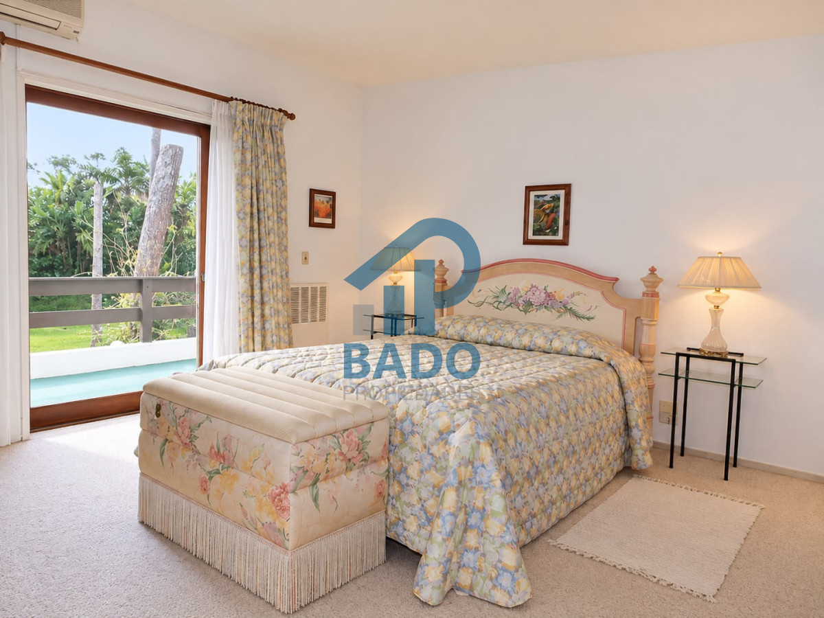 Casa ID.176 - Título: Casa en Mansa - Punta del Este, a pasos del mar